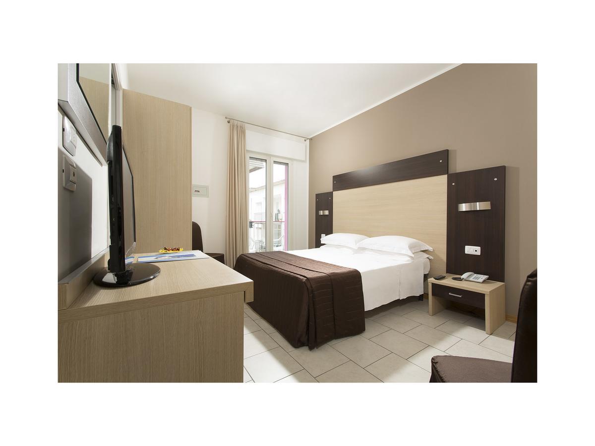 Hotel Gardenia Lido di Jesolo Exterior foto